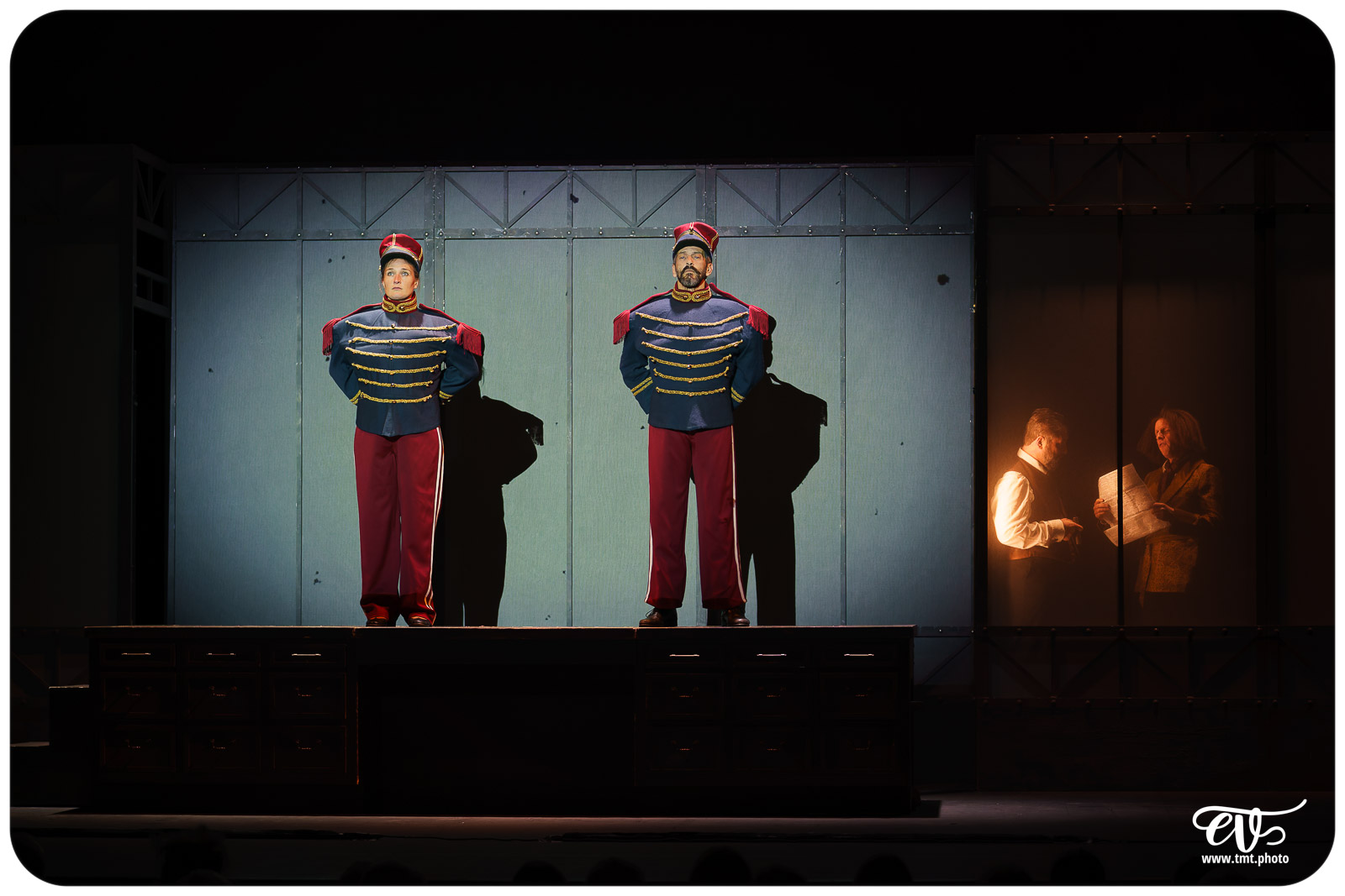 LES TÉMÉRAIRES (LE GRENIER DE BABOUCHKA)